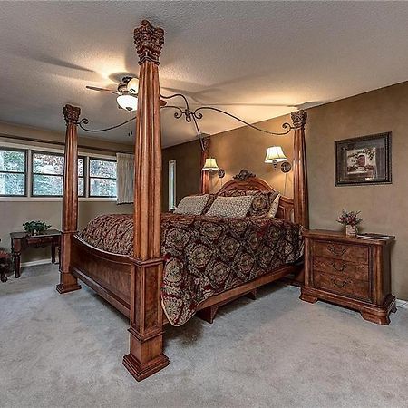 The Lodge At Beaver Lake Bed And Breakfast 로저스 외부 사진